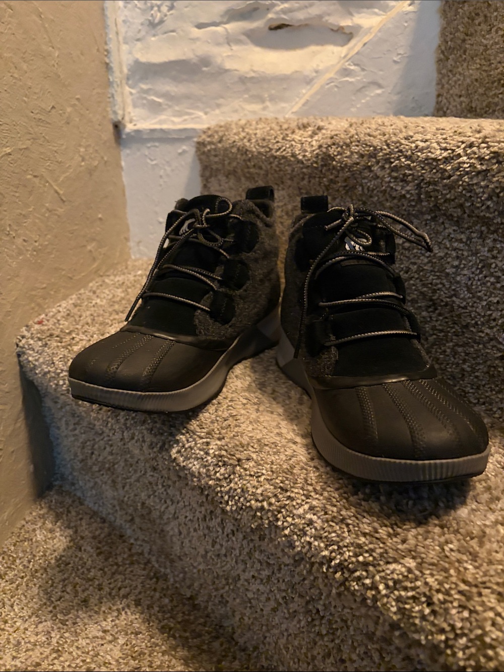 Sorel Women's Black and Gray Waterproof Lace-Up Winter Boots